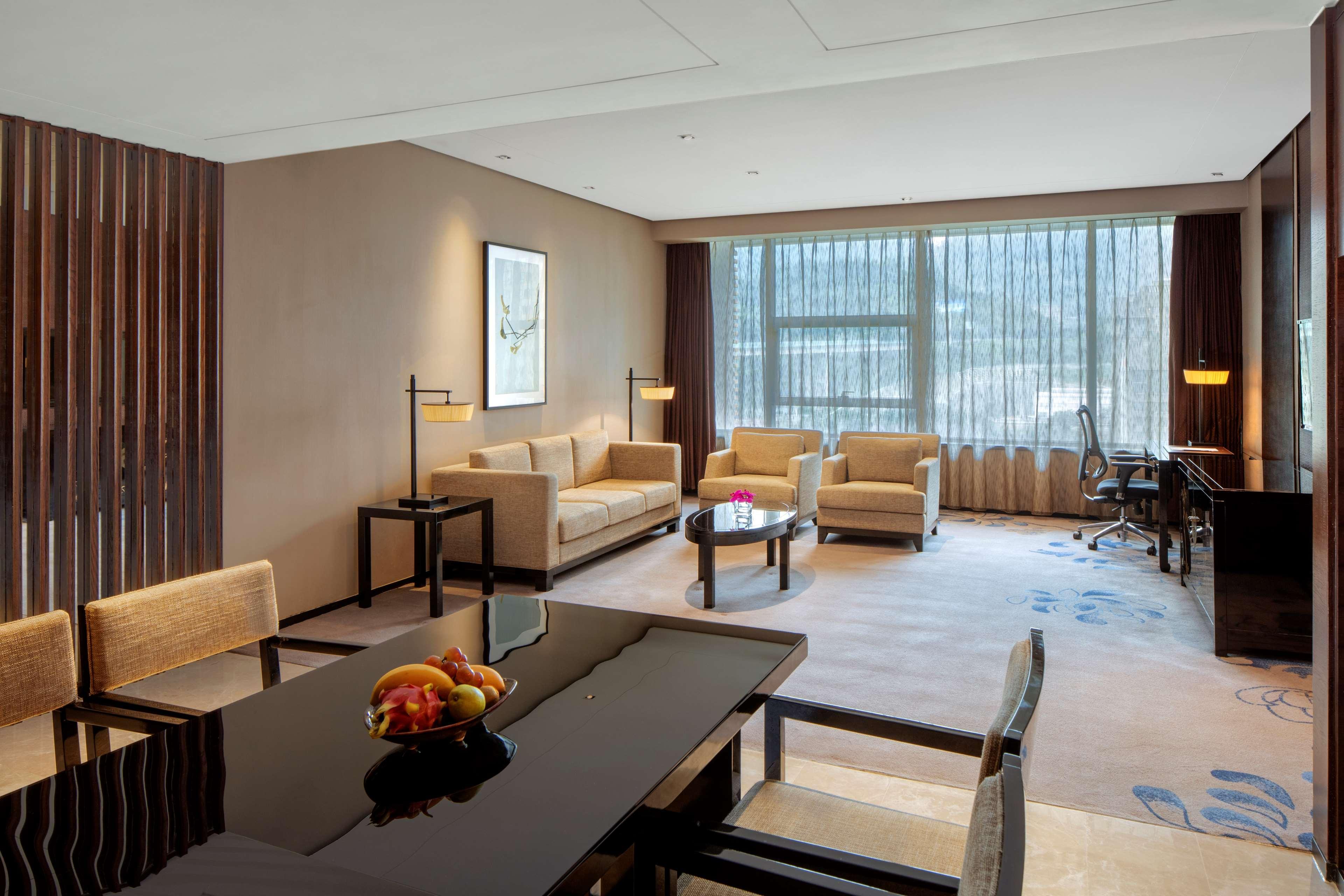 Chongqing Ronghui Grand Hotel Dış mekan fotoğraf